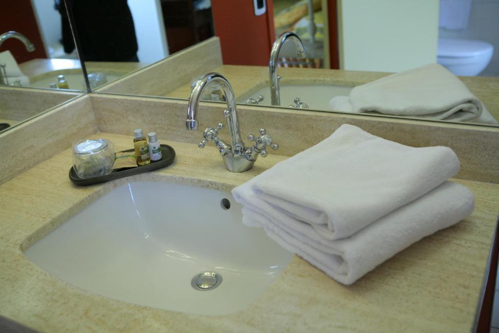 Domaine Des Graviers Hotell Nogent-sur-Seine Rum bild